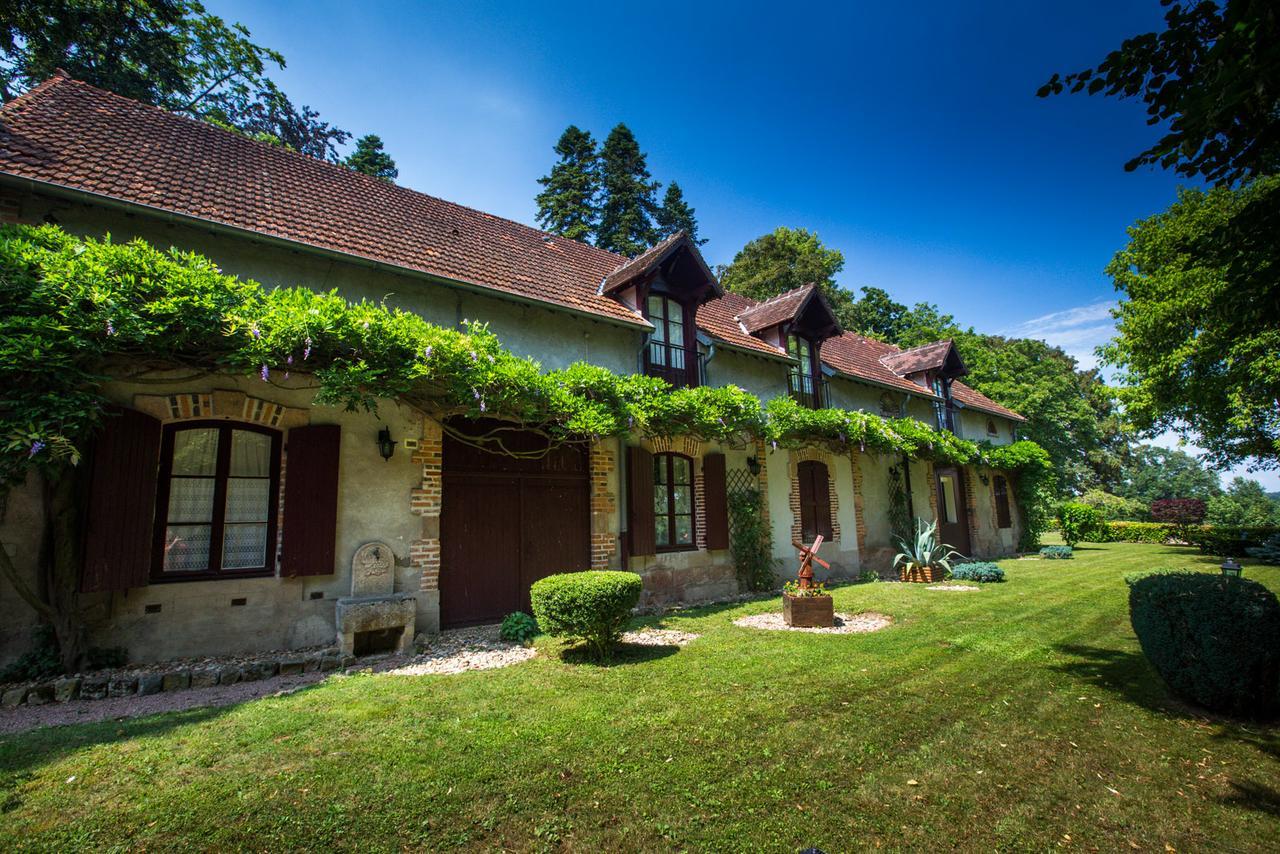 Le Chalet Montégut Coulandon Exterior foto